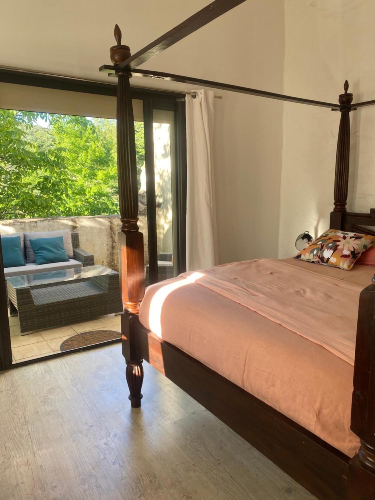 Moulin De L'Arcas Hotell Prémian Rum bild